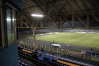 Das Bruno-Plache-Stadion in Leipzig bei einem Flutlichtspiel