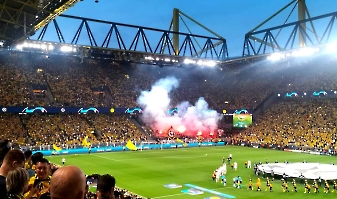 Borussia Dortmund vs. Paris St. Germain