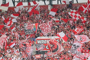 Stimmung Westtribüne Essen 