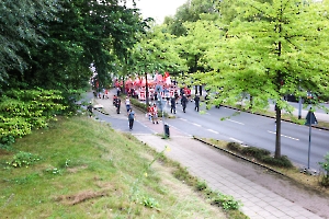 Fanmarsch Rot-Weiss Essen Fans vor Pokalspiel gegen Leipzig