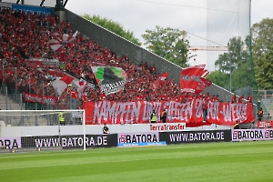 Rot Weiß Oberhausen Fans in Essen Pokalfinale 25.05.2024