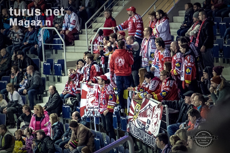 Foto Bili Tygri Liberec Vs Hc Ocelari Trinec Bilder Von Eishockey Turus Net Magazin