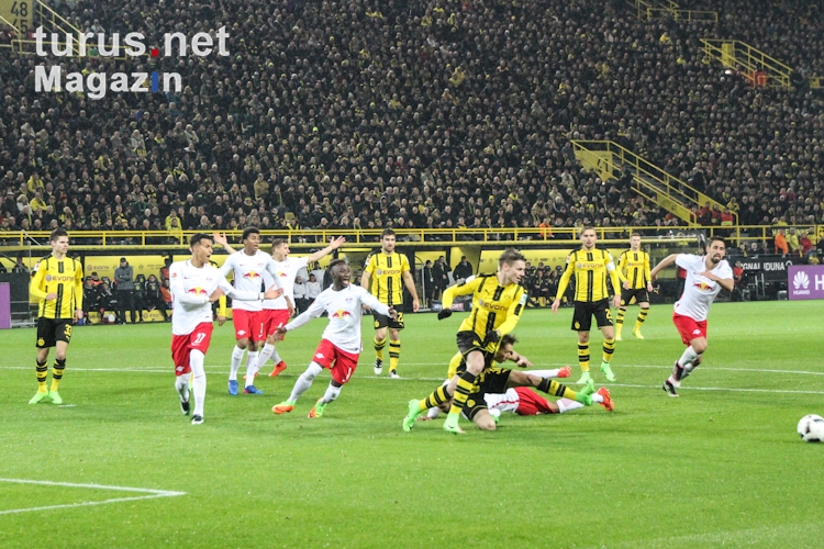 Foto: Borussia Dortmund vs. RB Leipzig - Bilder von ...