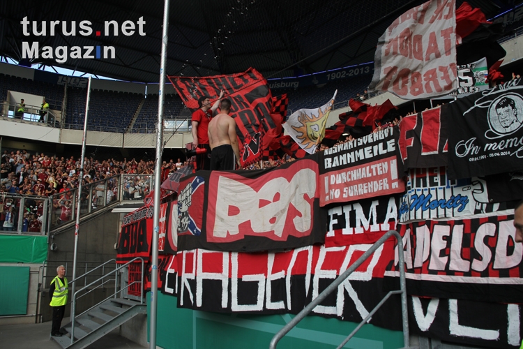 Foto: Ultras Nürnberg in Duisburg DFB Pokal - Bilder von 1. FC Nürnberg