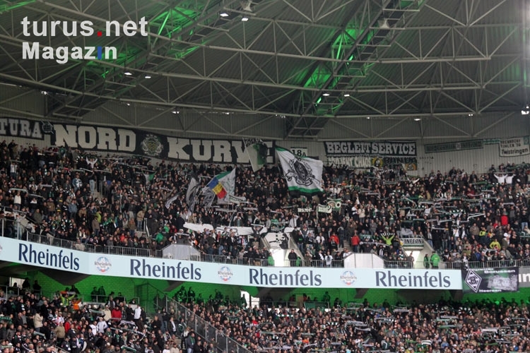 Foto Nordkurve Im Oberrang Des Borussia Parks In Monchengladbach Bilder Von Borussia Monchengladbach Turus Net Magazin