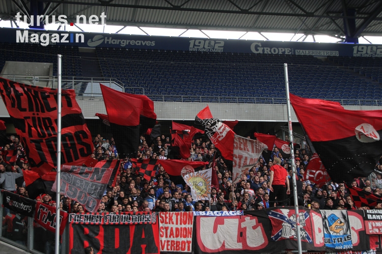 Foto Support Fans Ultras Nürnberg in Duisburg Bilder