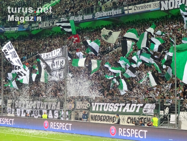 Foto Stimmung, Support Mönchengladbach Fans gegen