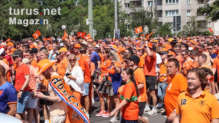 Oranje Fanmarsch / Niederlande vs. Österreich