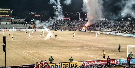 Dynamo Dresden vs. Hansa Rostock: Klassiker-Historie, Fahnenraub 1988, Teepott 2014