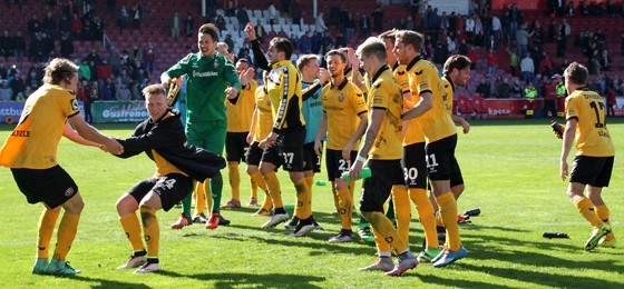 Energie Cottbus vs. Dynamo Dresden: Schwarz-gelbe Invasion und hartgekochte Eier