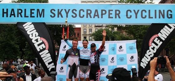 Harlem Skyscraper Criterium: Berliner Marcel Kalz fährt Sieg ein