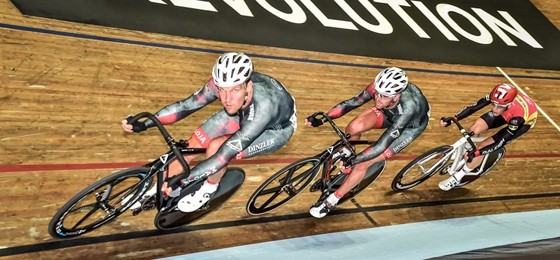 Revolution Cycling Series: Marcel Kalz und Bobby Lea schlagen sich in Manchester wacker