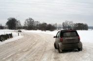 auto im winterlichen polen jpg6664